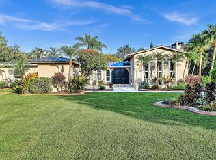 5360 Volunteer Rd, Fort Lauderdale, FL 33330