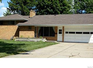 137 Caesar Blvd, Williamsville, NY 14221