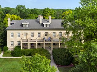 245 Leonard Wood N, Highland Park, IL 60035