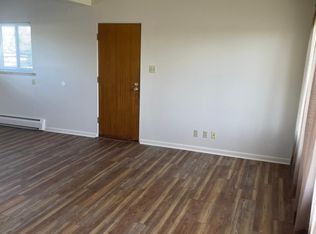 3146 Green Valley Rd, Cheyenne, WY 82001