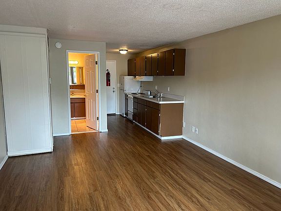 3rd image of 1245 W 7th Aly #10
