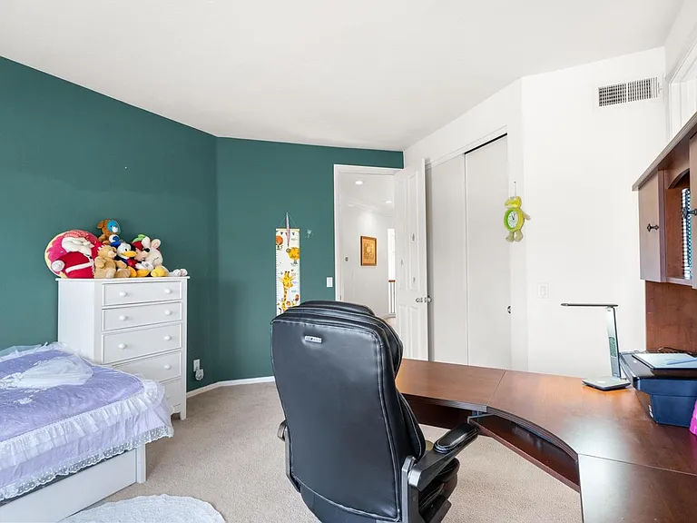 15983 S Woodson Dr — Photo 40