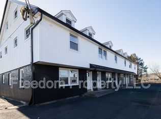 28 Aircraft Rd #C, Southington, CT 06489