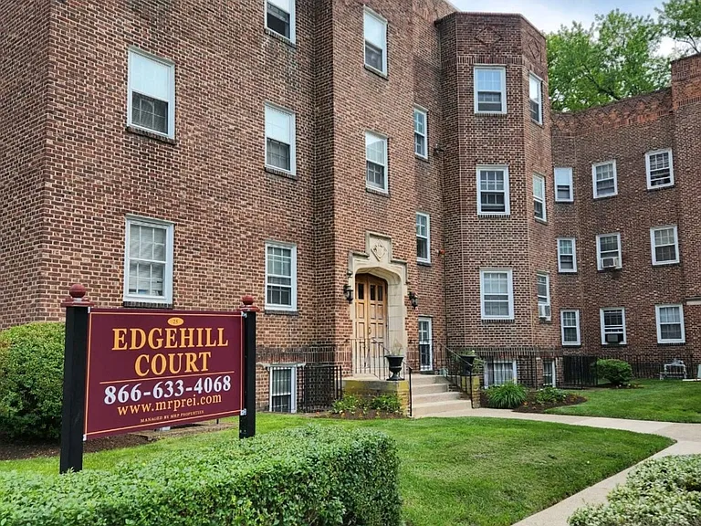 Edgehill Hill Court Apaprtmentr — Photo 1