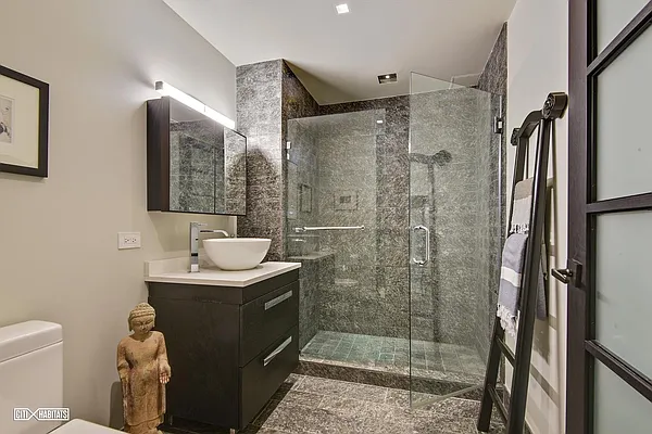 Sold by Citi Habitats | media 6