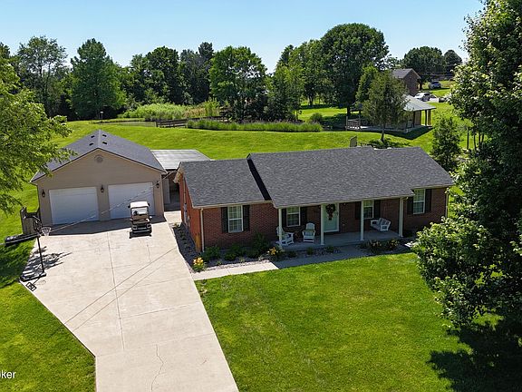 2nd image of 1003 Farmaway Dr