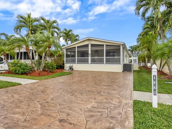 1328 Amethyst Lake LN, NAPLES, FL 34114