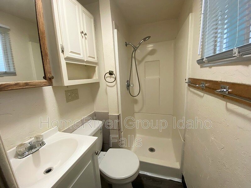 2001 W. Broadway St Apartment Rentals Idaho Falls, ID Zillow