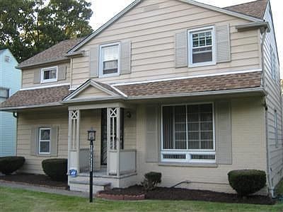 1st image of 19213 Lanbury Ave