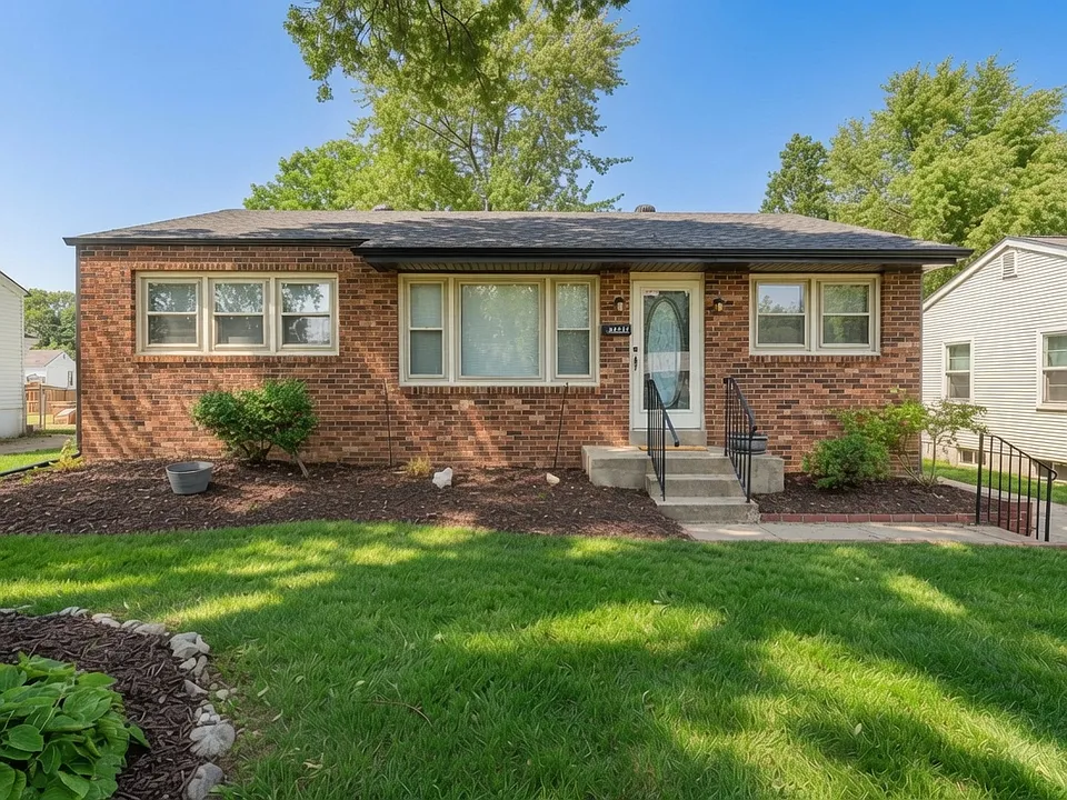 4423 Vance Ave