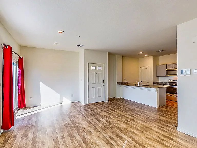 4261 Venus Falls Ave — Photo 6