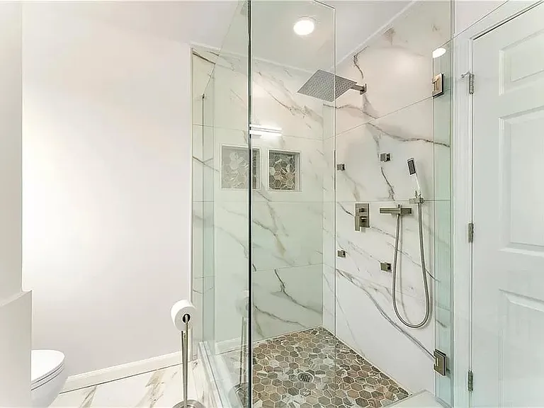 896 Pelham St NW — Photo 8