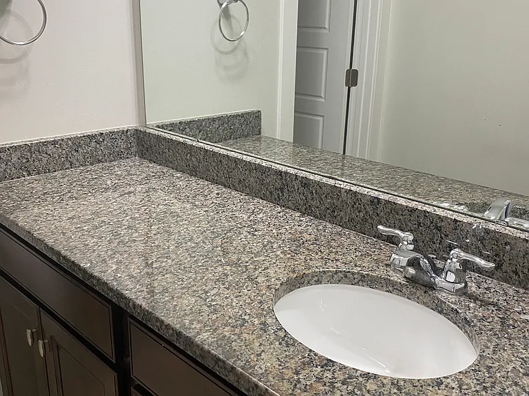 4221 Courtly Ln — Photo 27