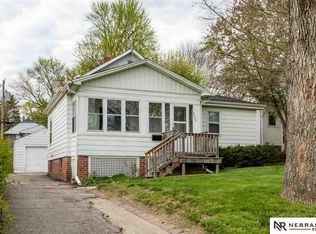 4832 Hickory St, Omaha, NE 68106