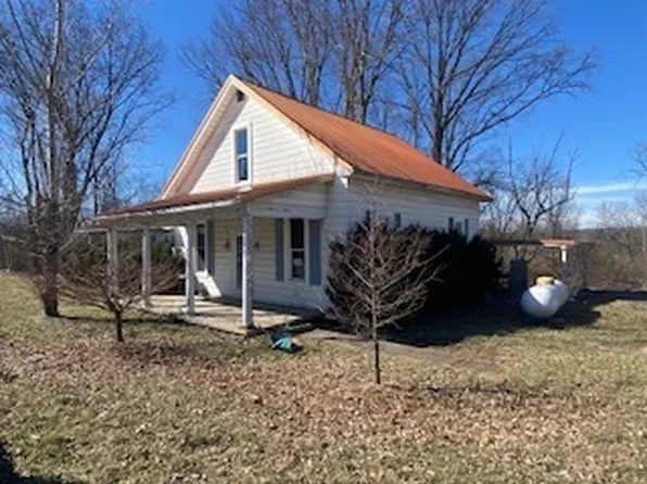 9961 N Carthage Pike, Carthage, IN 46115