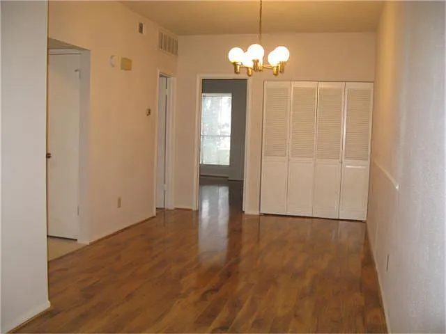 2100 Tanglewilde St #680 — Photo 5