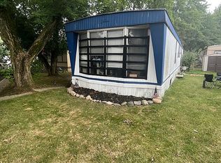 122 Harvard St, Auburn Hills, MI