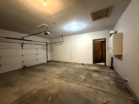 5th image of 1325 N Denene Ln