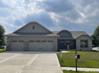 120 N Timber Ter, Troy, IL 62294