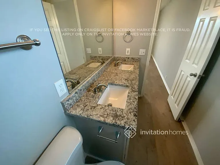 1400 Cloyne Dr — Photo 11