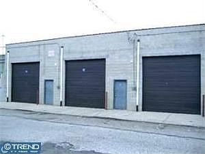 2nd image of 4934 Valley St