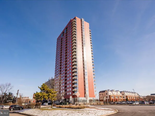 105 Christina Landing Dr APT 708, Wilmington, DE 19801