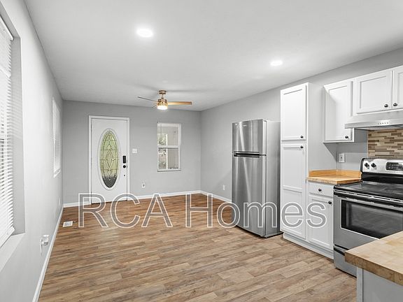 4th image of 834 W 26th St #834