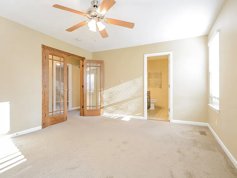 1202 Liberty Xing — Photo 15