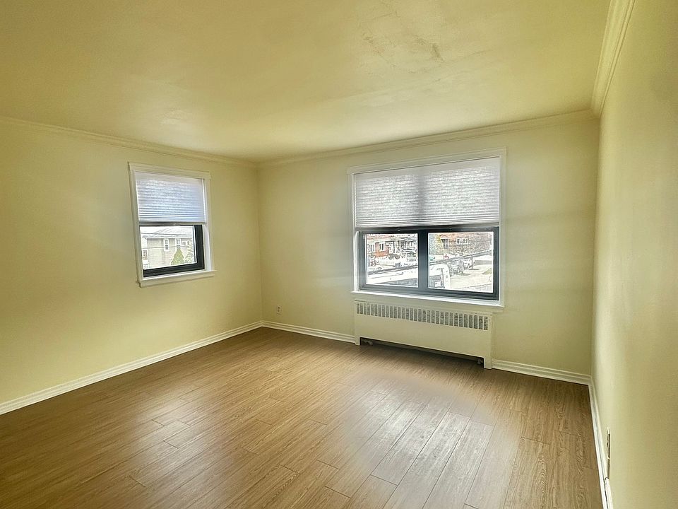 2nd image of 202-02 Rocky Hill Rd #2