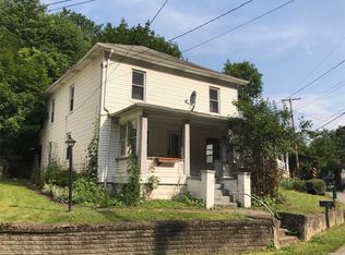 469 Evergreen Rd, Leechburg, PA 15656