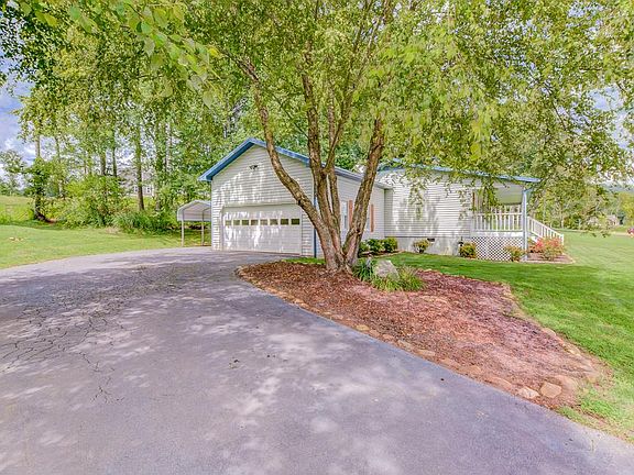 3rd image of 171 Driftwood Ln