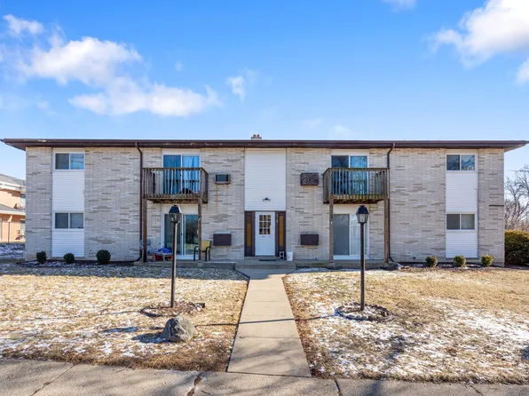 Lewis Street Apartments, 215 Lewis St #2A, Elkhorn, WI 53121