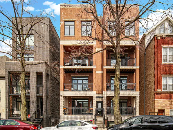 1040 W Polk St APT 2B, Chicago, IL 60607