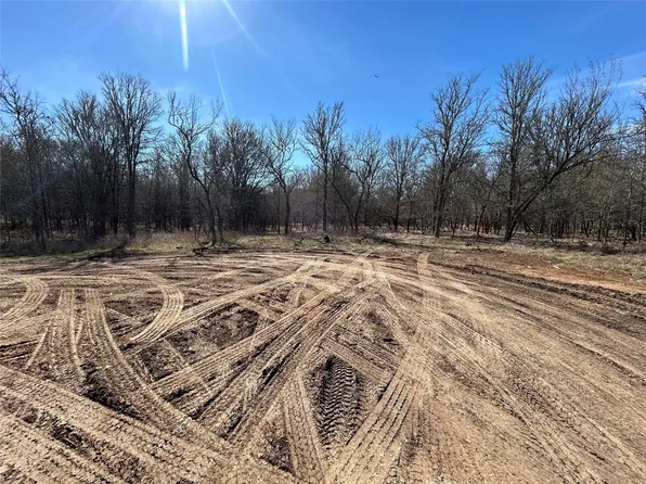 137 W Pauwela Ln, Bastrop, TX 78602