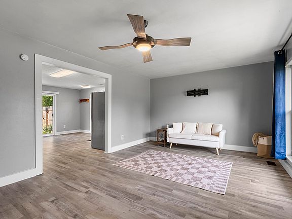 5th image of 3605 Redondo Dr