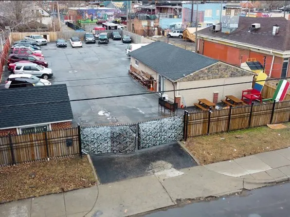 2332 Central St, Detroit, MI 48209