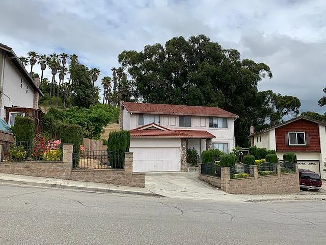 25646 Camino Vis photo 1