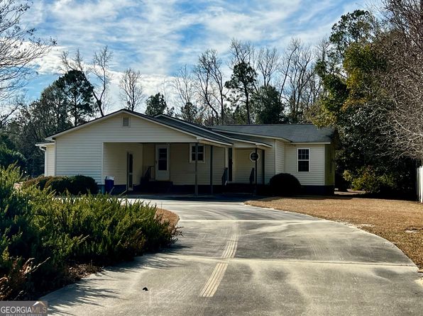 1025 Ralph Mullis Rd, Rentz, GA 31075