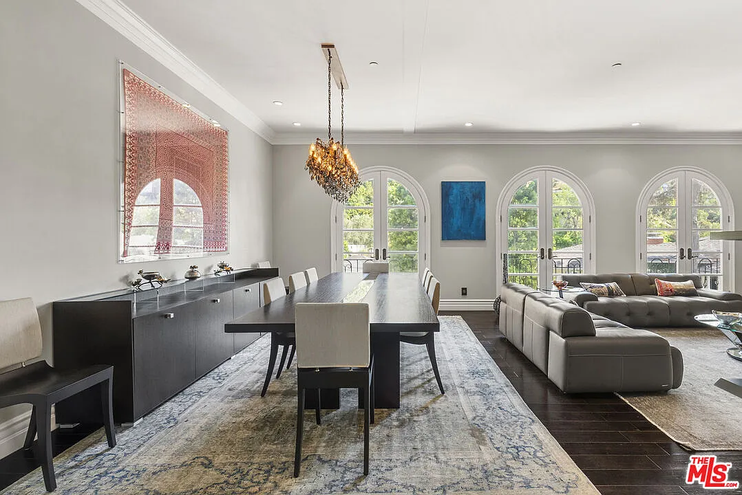 4 bed, 4.5 bath, 4410 sqft, $12,495 — Photo 3