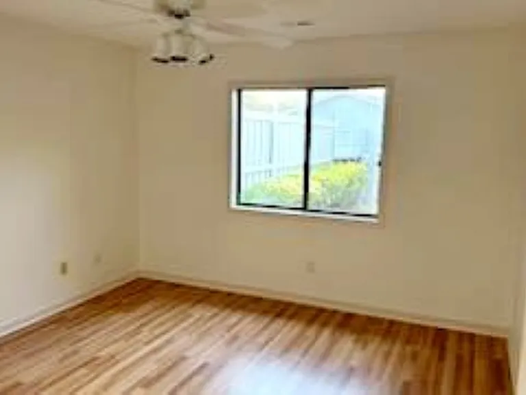 6015 Caddy Cir — Photo 15