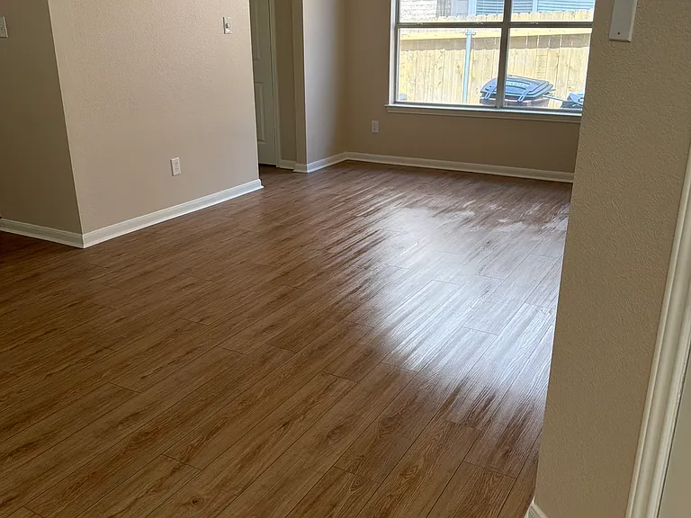 Closer into dining room. Perfect space for a large dining room table, great for entertaining.