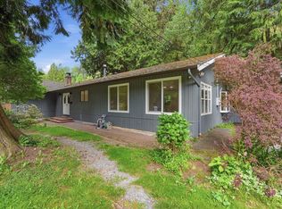 909 Seymour Blvd, North Vancouver, BC V7J 2J7