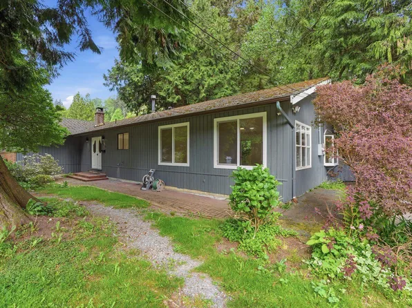 909 Seymour Blvd, North Vancouver, BC V7J 2J7