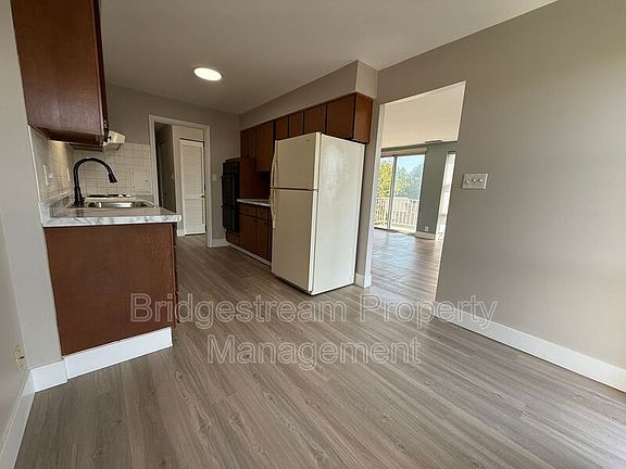 4th image of 2230 S Patterson Blvd APT 64