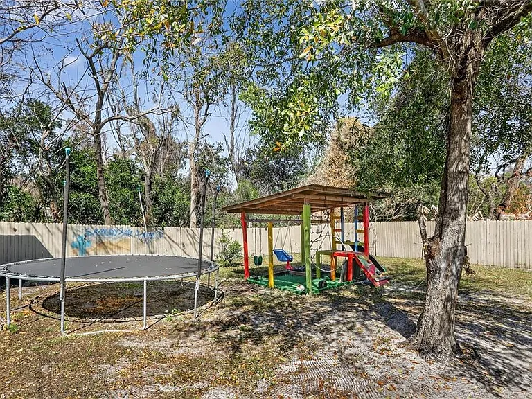 8071 Rhea Cir #B — Photo 17