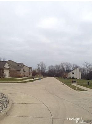 2nd image of 26897 Princeton Ct