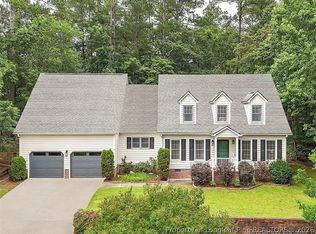 427 Newburgh Dr, Fayetteville, NC 28311