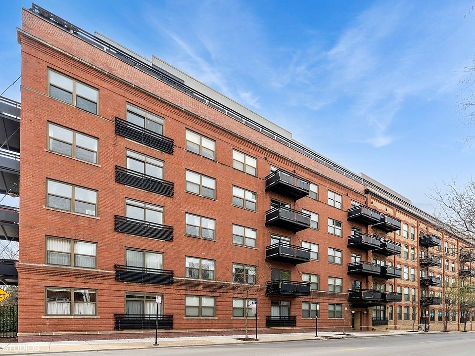 1st image of 1735 W Diversey Pkwy APT 615