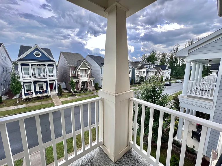 1268 Russet Ln — Photo 22