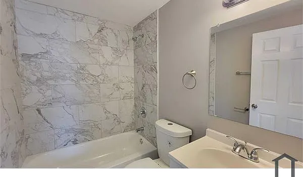 2 bed, 1800 sqft, $1,895 — Photo 3